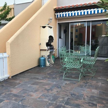 Marina Les Pieds Dans L Eau Apartment Le Barcares Exterior photo