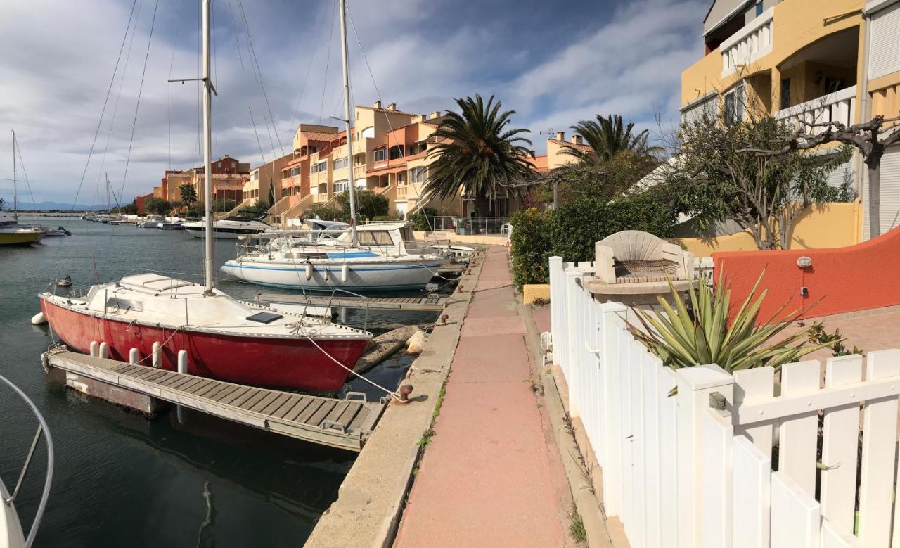 Marina Les Pieds Dans L Eau Apartment Le Barcares Exterior photo